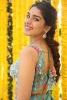 Yukti Thareja Pictures